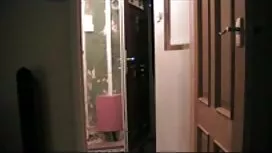 رجل لديه افلام جنس ا ...