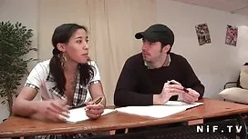 الفتيات الذين يحبون  ...