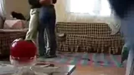 اللسان للشابات من ذو ...