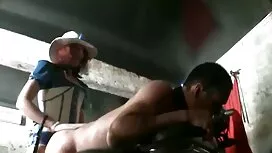 التقت الفتيات عايز ا ...