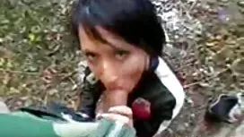 فتاة جميلة لزملائه.  ...