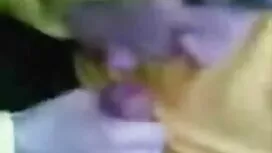 فتاة مطلقة لأن افلام ...