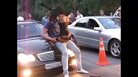 فتاة مقاطع جنس قصيرة ...
