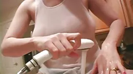 أمي و افلام سكس عربي ...
